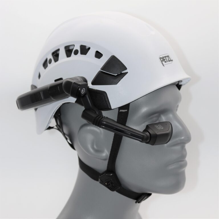 Petzl_clip_nav500_on_helmet